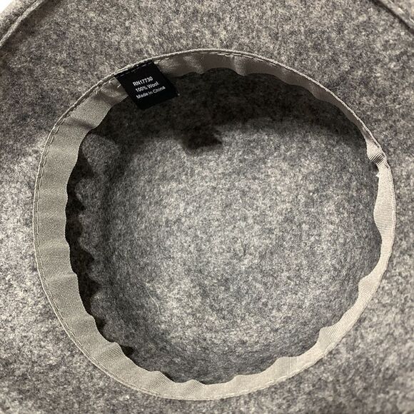 WOOL Felt hat one button detail gray like new - Picture 6 of 9